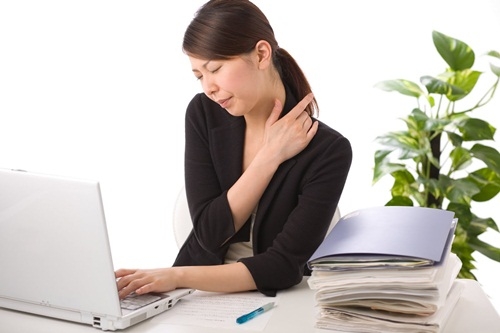 dễ dẫn tới tắt nghẽn đốt sống cổ